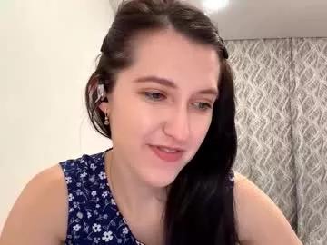 lucibeveridge from Chaturbate