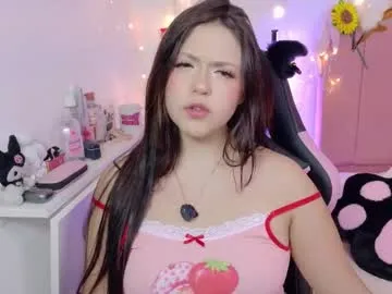 lucyy_peach