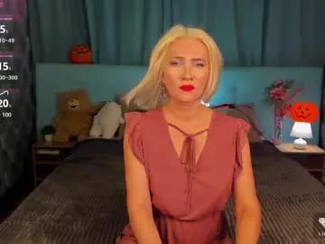 Admire Luna_lew1s, she wants to masturbate for you luna_lew1s from Chaturbate