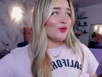 luna_volk — Look at me slowly, the good thing is enjoyed without rushing #blowjob #saliva  #blonde #daddy #bigass