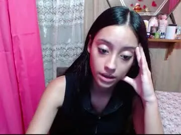 lunawillis — Open Legs & plug anal [280 tokens left] #thin #18 #skinny #petite #smalltits
