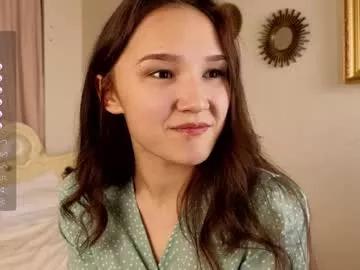 lynngroves on Chaturbate 