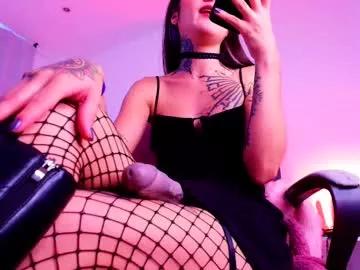 Freechat manuevans10 on Chaturbate