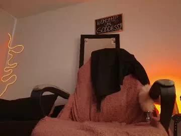 Freechat manuevans10 on Chaturbate