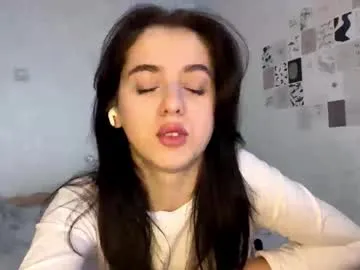 marthaawebb — GOAL: air kiss [15 tokens remaining] Welcome to my room! #18 #hairy #teen #shy #new