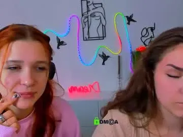 mary_skiny