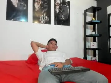 mateo_crown