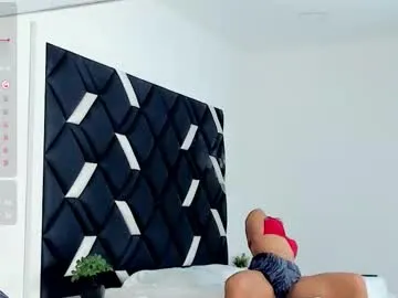 melisakovacs — Pussy here!  [15 tokens left] Welcome to paradise of big ass!   #bigboobs #horny #milf #fit #new