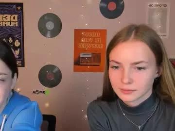mia_starrr_ from Chaturbate