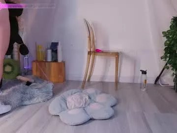 mollyflwers on Chaturbate 