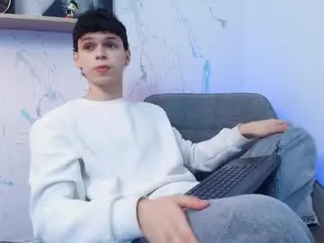 mykelcano on Chaturbate