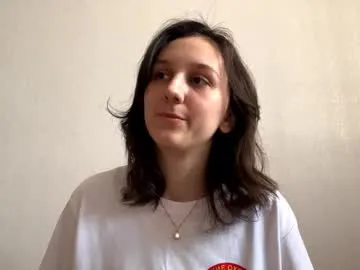 nicolasacovell — Goal: Stand up and do 360  My name is Sofia, lets get friends! #young #18 #shy #new [0 tokens remaining]