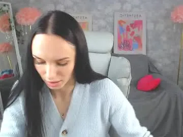 nicolemerz