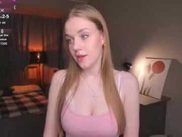 Cute Normaemans wants you to fuck her body now normaemans from Chaturbate