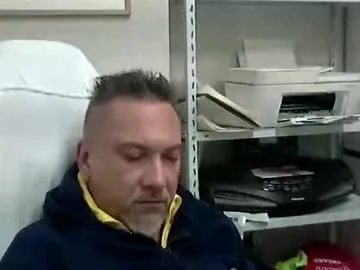 olimpio1230 — Freechat on Chaturbate