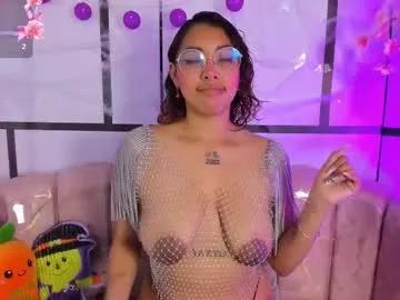 olivejoness_ from Chaturbate