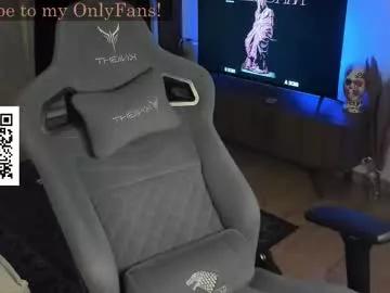 Check out slutty model Oliverrgroove oliverrgroove from Chaturbate
