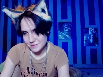 onaloon on Chaturbate