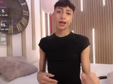 owen_jp — GOAL: Sexy Dance Naked [65 tokens remaining] Welcome to my room! #femboy #bigass #latino #18 #new