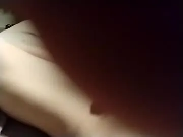 peytonua43 — Take off shirt [100 tokens remaining]