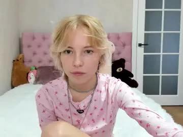 pink_lila18 on Chaturbate