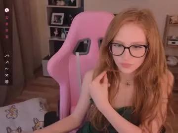 plastic_beach on Chaturbate