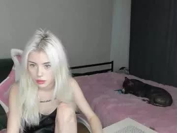 red_qwe from Chaturbate