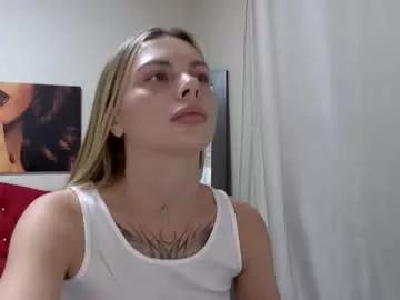 Freechat rosehubbard on Chaturbate