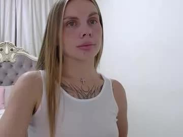 Freechat rosehubbard on Chaturbate