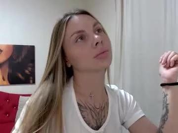 Freechat rosehubbard on Chaturbate