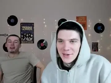 ryan_zen — GOAL: I'll take off my shirt [85 tokens remaining] Welcome to my room! #gay #2 #pvt #master #smoke