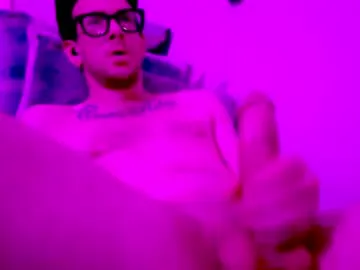 ryanfc85 on Chaturbate