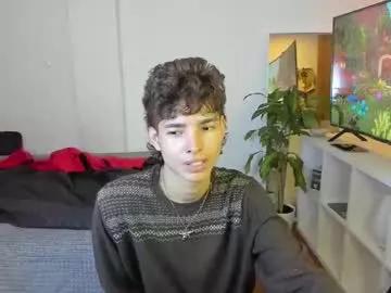 santy_kitty on Chaturbate