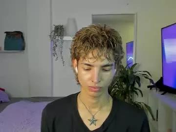 santy_kitty on Chaturbate