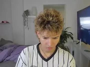 santy_kitty on Chaturbate