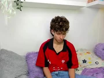 santy_kitty on Chaturbate