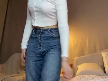 saphirree from Chaturbate