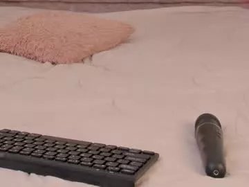 savannahwildee on Chaturbate 