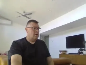 scoobs71 — tip 25 tokens to have a flash of your choice    #aussie #beefy #comesayhi #scoobsroom #perky #thick #cut #daddy!   PLEASE PUT YOUR FLASH REQUEST IN TIP NOTE [25 tokens remaining]