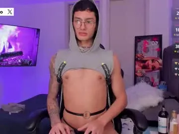 sebpalacio on Chaturbate