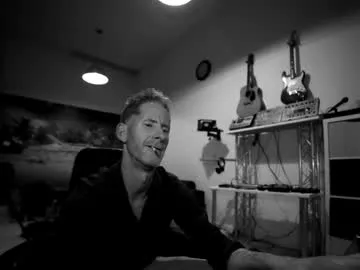 sneaky1985 — Freechat on Chaturbate