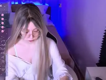 sofiisun — suck a finger looking into the camera [33 tokens left] Welcome to my room! Shall we get acquainted?) I'm new here) #18 #lovense #natural #smalltits #shy