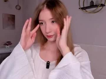 sunnmoonn on Chaturbate