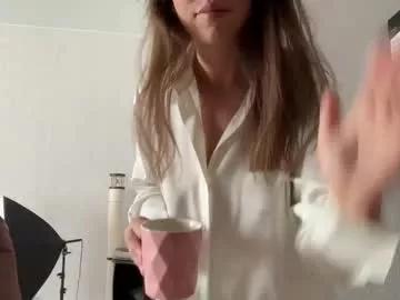 sweetdreamvic on Chaturbate 
