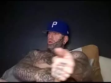 tattoosnsmoke1111 on Chaturbate 