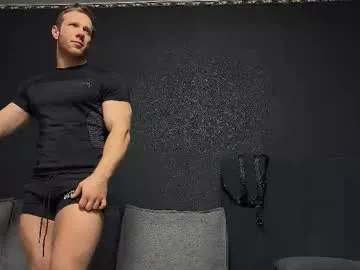 technohotgod on Chaturbate