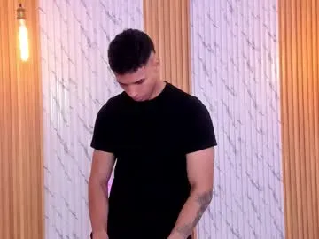 thomas_walker0 — cum explosion in your face [1500 tokens left] #bigcock #cum #young #muscle #latino