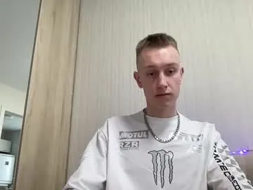 travis_gracile
