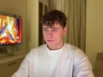 tyler_garrner — Horny uncut boy ready to cum hard   cumshow - Goal: remove top [100 tokens left] #bigcock #twink #uncut #feet #hairy