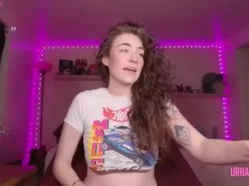 urhappywaifu from Chaturbate